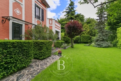 Maison à vendre villa quartier saint montant 