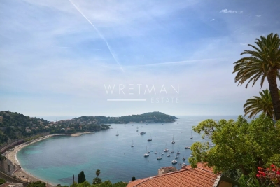 Apartment for sale in VILLEFRANCHE-SUR-MER  - 4 rooms - 124 m&sup2; 