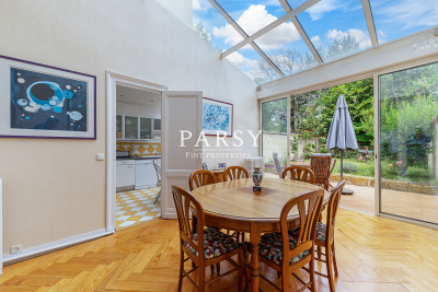 Maison à vendre à BORDEAUX Villa Primerose Parc Bor.-Cauderan 5 - 9 pièces - 200 m² 