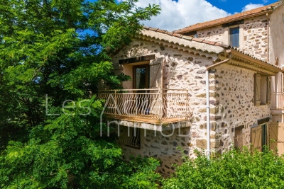 Maison à vendre à LES ADRETS-DE-L'ESTÉREL Les Adrets-de-l'Estérel - 5 pièces - 132 m² 