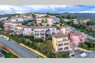 Apartment for sale in STE-MAXIME Fayence  - 150 m² 