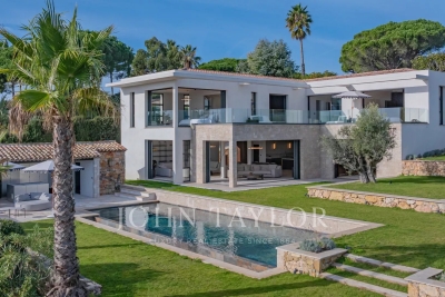 Maison &agrave; vendre &agrave; VALLAURIS La Source - 8 pi&egrave;ces - 382 m&sup2; 