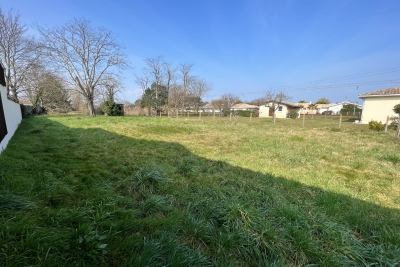 Building plot for sale in GUJAN-MESTRAS   - 724 m² 