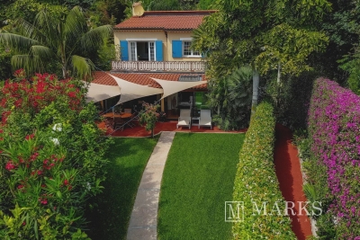 Maison &agrave; vendre &agrave; EZE Cyrnos - 8 pi&egrave;ces - 200 m&sup2; 