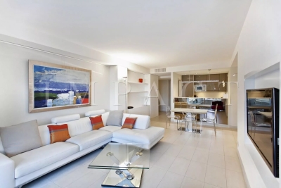 Appartement à Cannes &agrave; louer à partir de 3 200 € / semaine, Photo 4