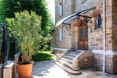 Maison à vendre à GARCHES Val Fleury 1 - 6 pièces - 276 m² 