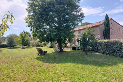 Maison à vendre à AIGALIERS  - 8 pièces - 220 m² 