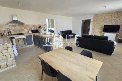 Appartement &agrave; vendre &agrave; VALLAURIS  - 4 pi&egrave;ces - 102 m&sup2; 