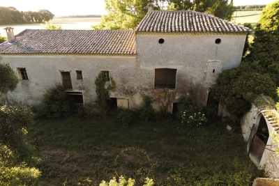 Maison à vendre à LA-BÉGUDE-DE-MAZENC  - 6 pièces - 400 m² 