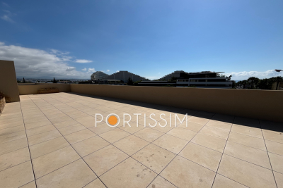 Appartement à vendre à VILLENEUVE-LOUBET  - 5 pièces - 133 m² 