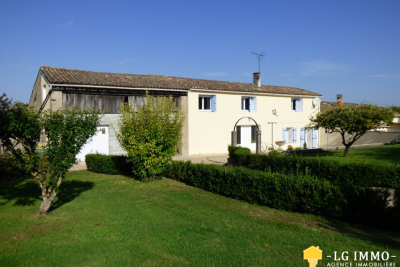 Maison à vendre à CHENAC ST SEURIN D UZET Grézac - 6 pièces - 172 m² 