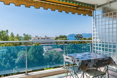 Appartement à vendre à CANNES Pibonson-Les Faisses-Ranguin - 4 pièces - 95 m² 