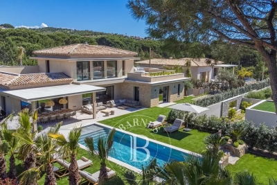 Maison &agrave; louer &agrave; STE-MAXIME Basse Suane-Les Virgiles - 6 pi&egrave;ces - 410 m&sup2; 