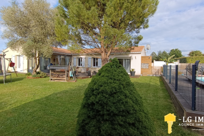 Maison à vendre à BERCLOUX Cabariot - 9 pièces - 175 m² 