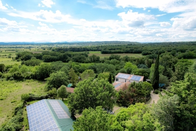 Maison à vendre à UZÈS Est - 9 pièces - 708 m² 