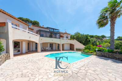 Maison &agrave; vendre vue mer il sanary sur mer 