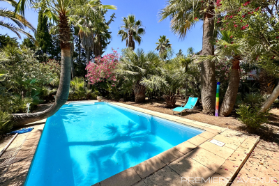 Maison à vendre à ST-AYGULF  - 4 pièces - 125 m² 