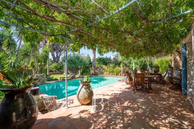 House for sale in GRIMAUD Grimaud - 6 rooms - 170 m&sup2; 