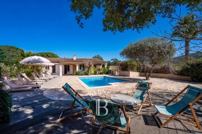 Maison à vendre à GASSIN Gassin - 9 pièces - 165 m² 