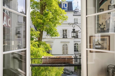 Appartement à vendre à PARIS 8EME Pont de Flandre 8 - 6 pièces - 144 m² 