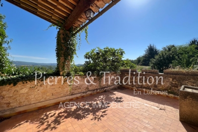 Maison à vendre à CASENEUVE Joucas - 6 pièces - 208 m² 