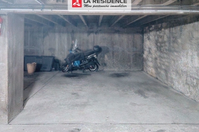 Parking/Garage à vendre à PARIS 16EME Saint-Vincent de Paul 8  - 36 m² 