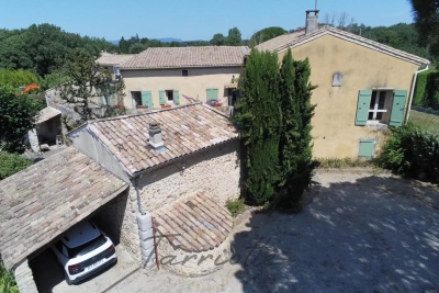 Maison à vendre à MONTÉLIMAR Chanos-Curson - 6 pièces - 165 m² 