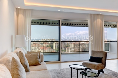 Apartment for sale in CANNES  - 3 rooms - 94 m² 