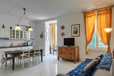 Appartement à vendre à MENTON Vieux Nice-Sainte Reparate - 2 pièces - 51 m² 
