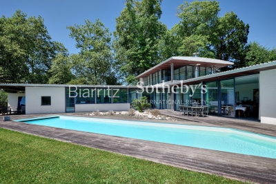 Maison à vendre à BIARRITZ  - 6 pièces - 250 m² 