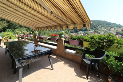 Maison à vendre à LA TURBIE  - 7 pièces - 170 m² 