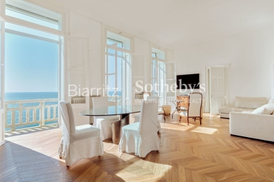 Appartement à vendre à BIARRITZ  - 4 pièces - 150 m² 
