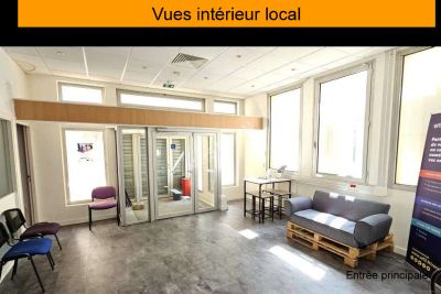 Commerce à louer à TOULON  - 17 pièces - 450 m² 