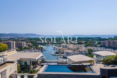 Appartement à vendre à MANDELIEU-LA-NAPOULE  - 5 pièces - 200 m² 