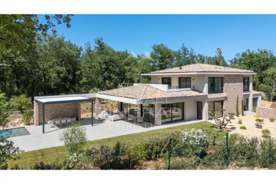 House for sale in FAYENCE Fayence - 6 rooms - 240 m² 