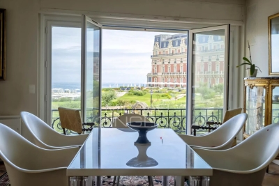 Apartment for sale in BIARRITZ  - 6 rooms - 205 m² 