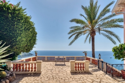 Maison à vendre maison vue mer roquebrun 