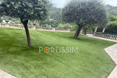 Maison &agrave; vendre &agrave; CAGNES-SUR-MER  - 5 pi&egrave;ces - 240 m&sup2; 