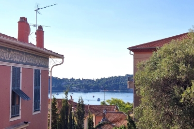 Appartement &agrave; louer &agrave; VILLEFRANCHE-SUR-MER  - 1 pi&egrave;ces - 23 m&sup2; 
