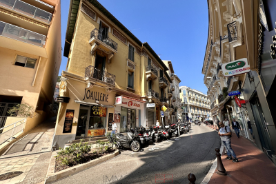 Appartement &agrave; vendre &agrave; BEAUSOLEIL  - 8 pi&egrave;ces - 165 m&sup2; 