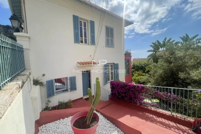 Appartement &agrave; vendre &agrave; BEAULIEU-SUR-MER  - 3 pi&egrave;ces - 89 m&sup2; 