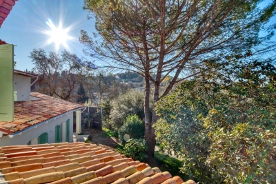 Maison à vendre lumineux terrasse mougins