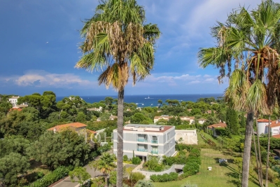 Appartement &agrave; vendre &agrave; CAP D'ANTIBES  - 4 pi&egrave;ces - 104 m&sup2; 