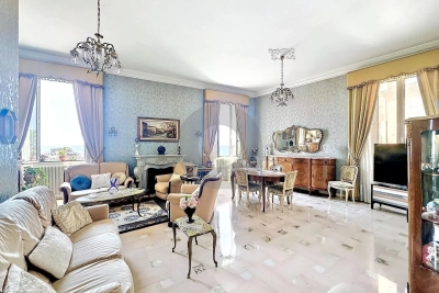 Appartement à vendre à MENTON Pibonson-Les Faisses-Ranguin - 4 pièces - 136 m² 