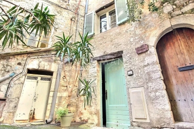 Apartment for sale in VENCE  - 3 rooms - 72 m² 
