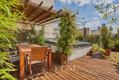 Maison à vendre à PARIS 17EME Parc de Montsouris 5 - 6 pièces - 235 m² 