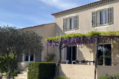 Maison à vendre à TARASCON Saint-Loup-Fardeloup - 7 pièces - 200 m² 
