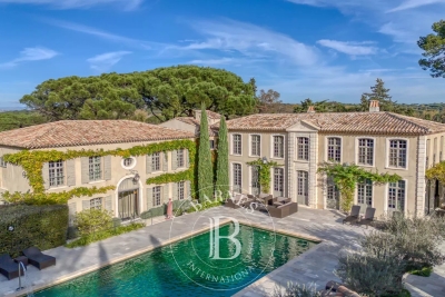Maison &agrave; louer &agrave; ST-TROPEZ  - 9 pi&egrave;ces - 600 m&sup2; 