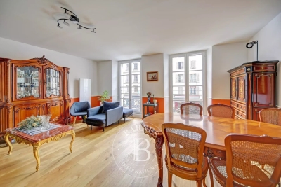 Appartement à vendre à VERSAILLES  - 3 pièces - 77 m² 