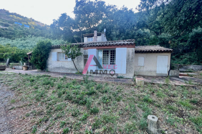 Maison &agrave; vendre &agrave; CAVALAIRE-SUR-MER  - 5 pi&egrave;ces - 120 m&sup2; 